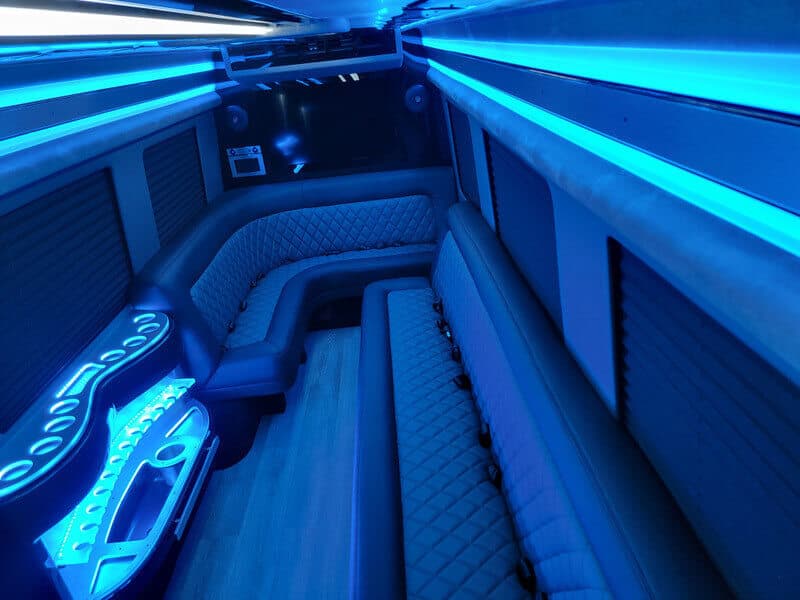 Mercedes Sprinter Limos