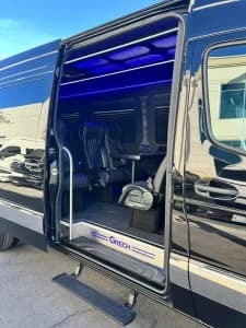 13+passenger+Shuttle+Sprinter+2