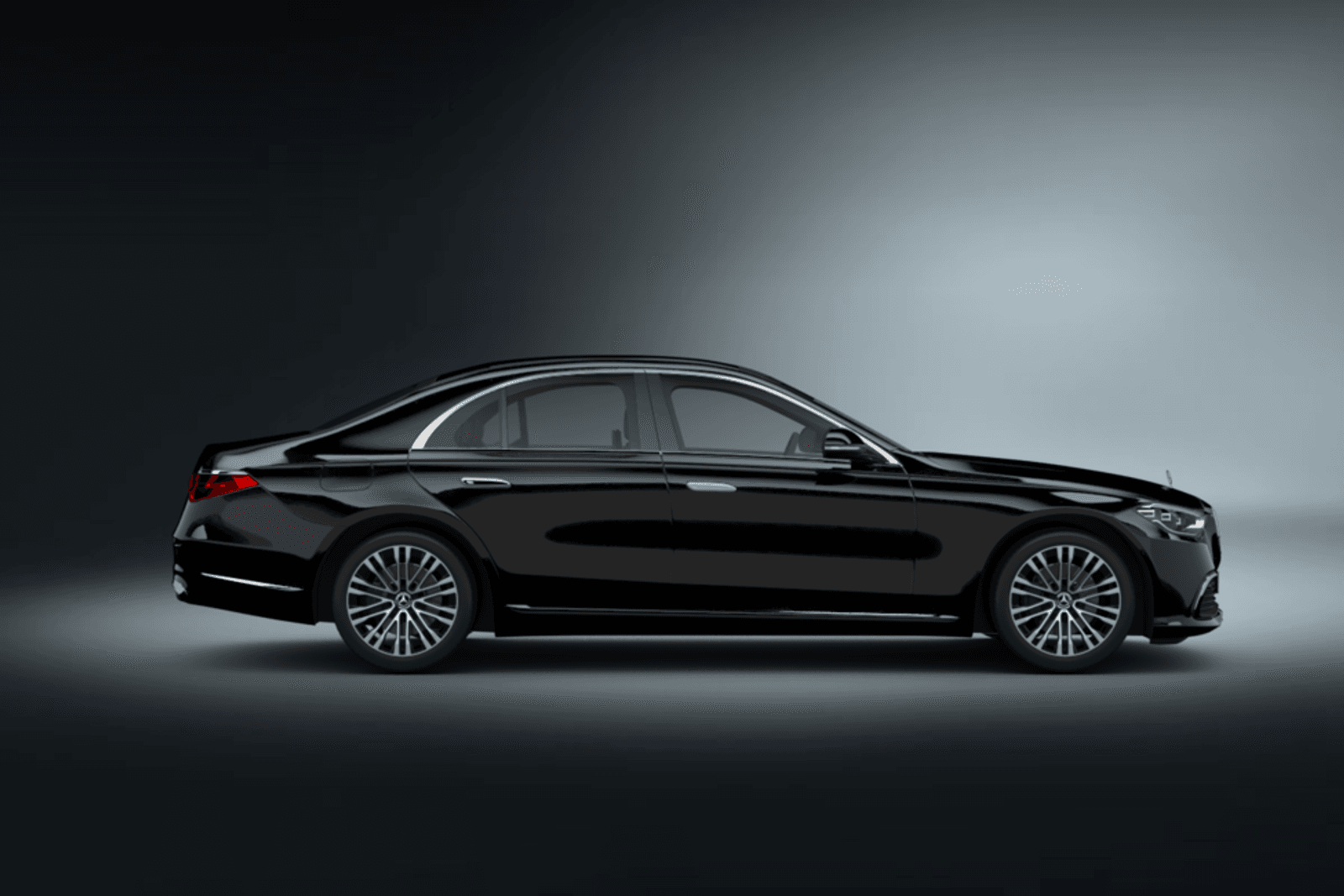 Mercedes S-Klasse in black