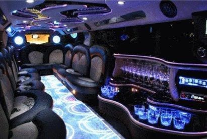 15-Passenger Escalade Limo