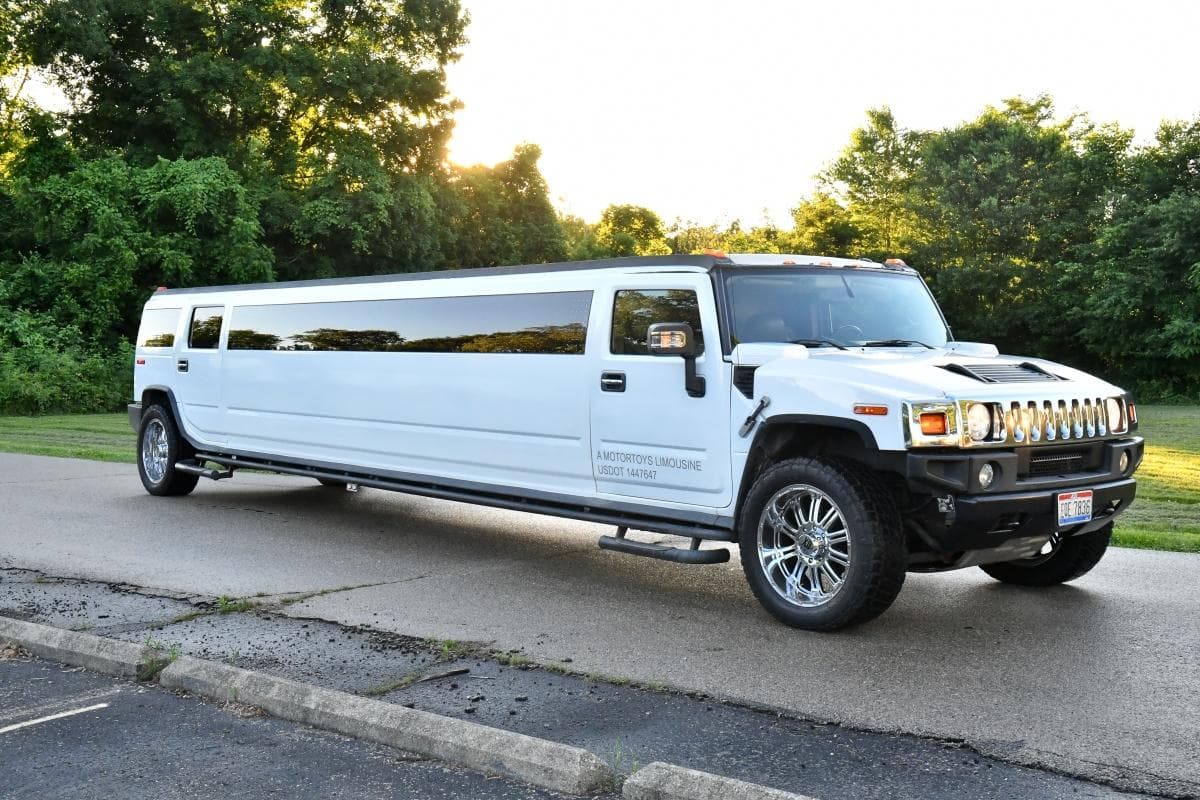 16-Passenger SUV Limo