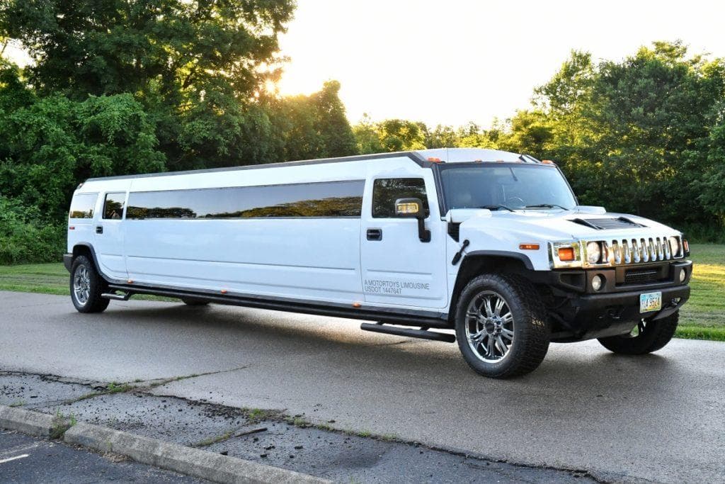 20-Passenger Escalade Limo