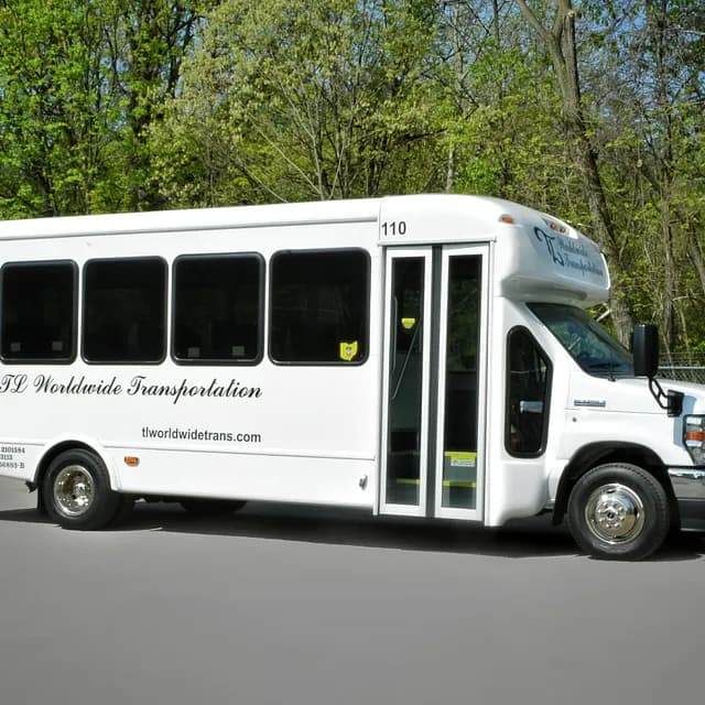Copyof25Passengershuttlebus