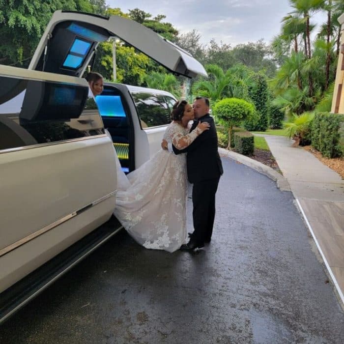 10-Passenger Stretch Limousine
