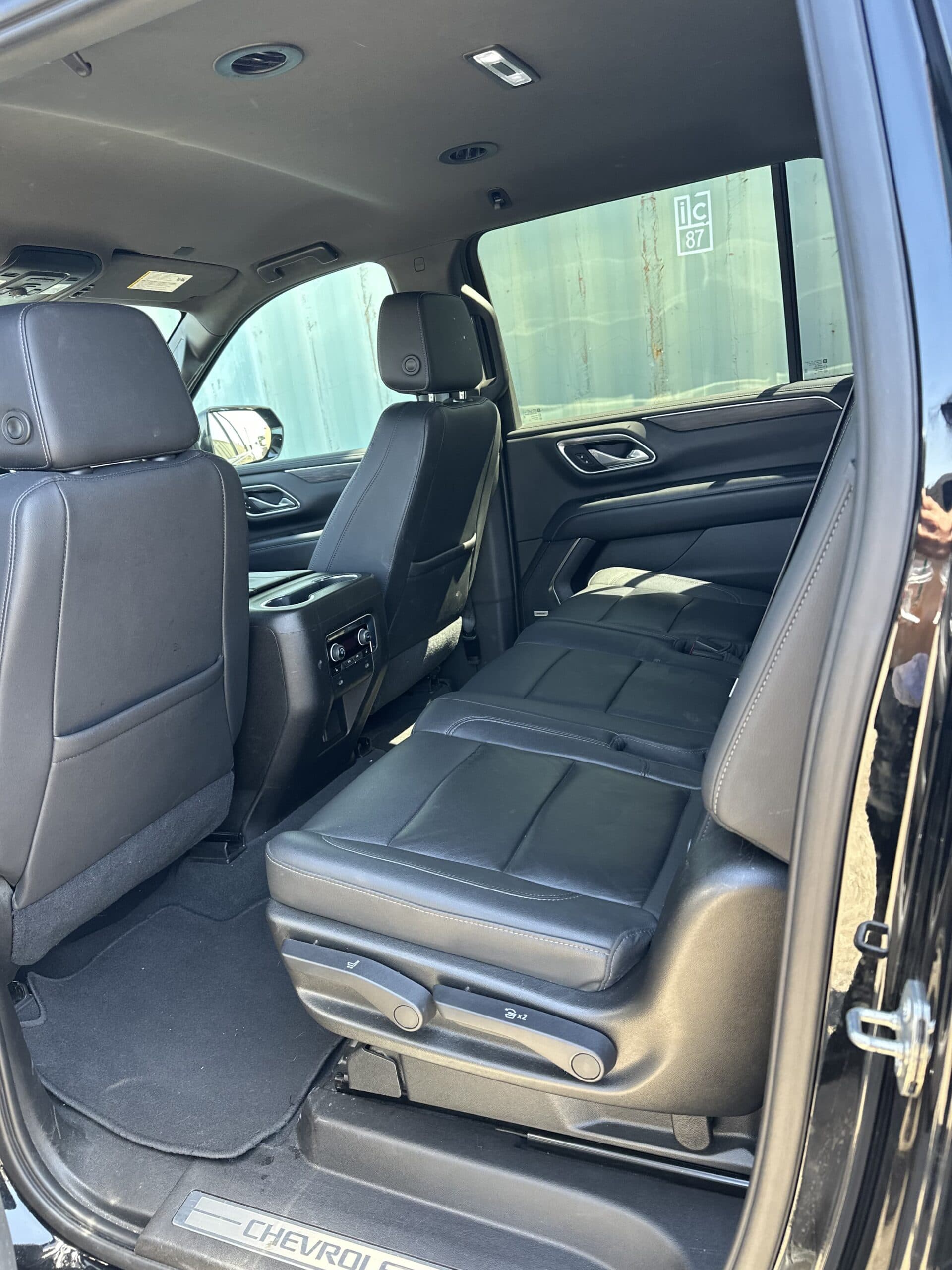 Suburban Bakersfield Limousine and Transport