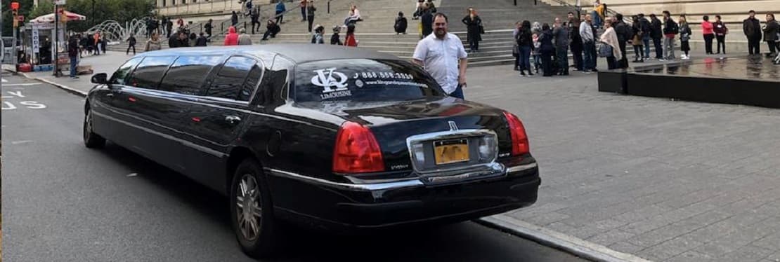 12-Passenger Stretch Limo
