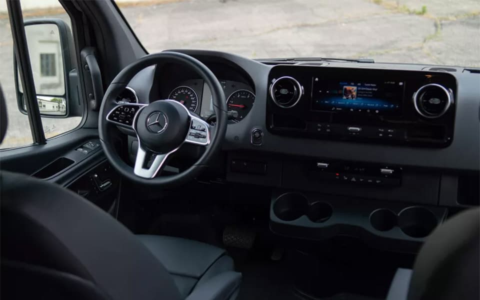 Mercedes Benz Executive Sprinter Van Panel